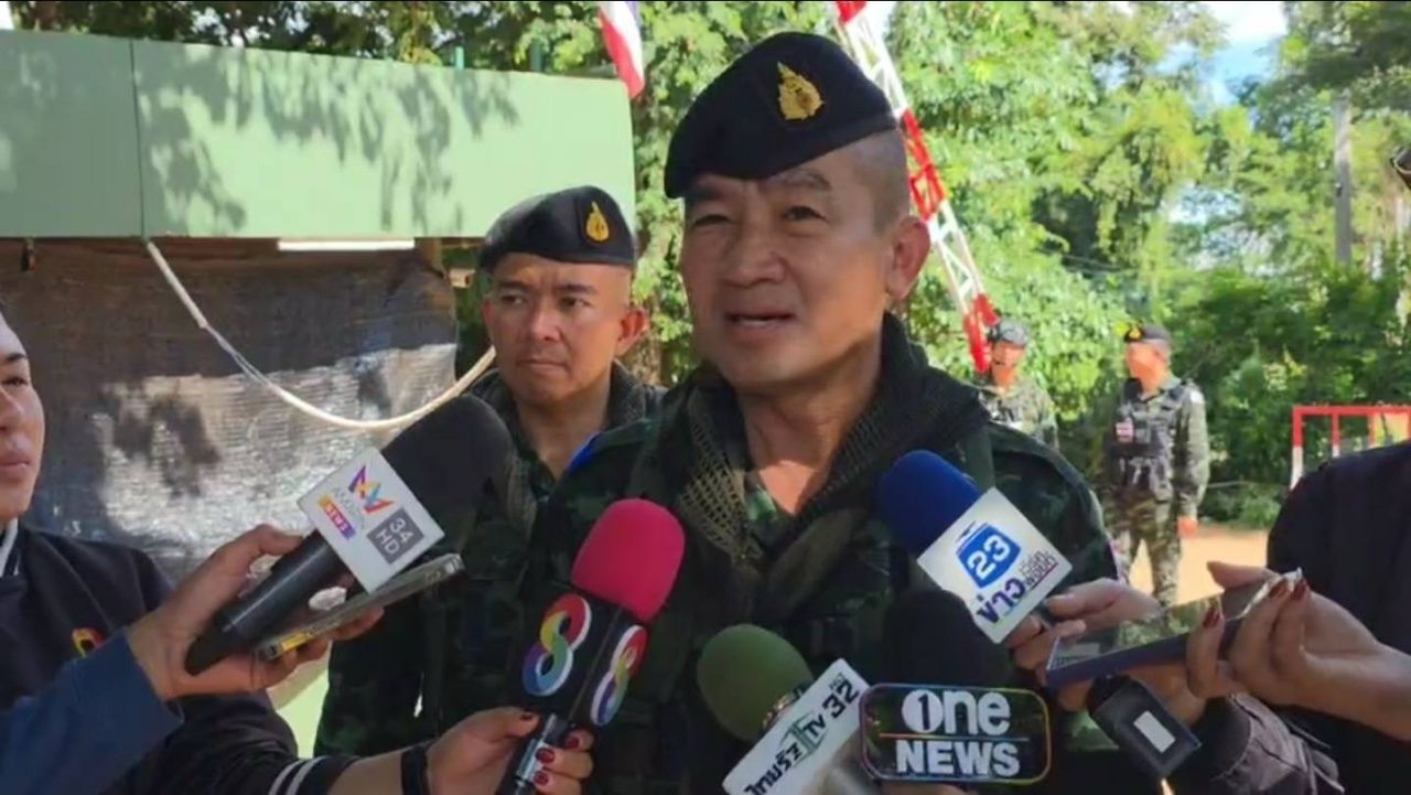部分收复了 Nong Chan-Nong Ya Kaeo 的土地，正在紧急建设碉堡并安装监控
