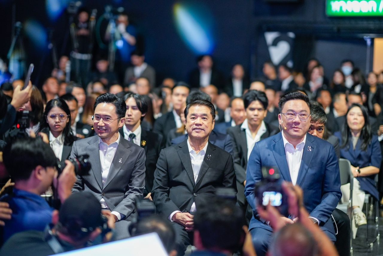 为泰党三名总理候选人参与国会议员提名，包括“ภูมิธรรม-ทวี”之子