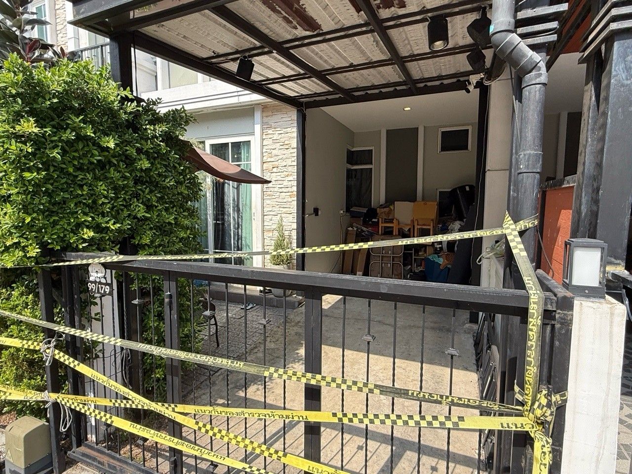 บางกรวย警察加强“ณัฐปง”家中的安全措施,证人准备收集氰化物案件的证据