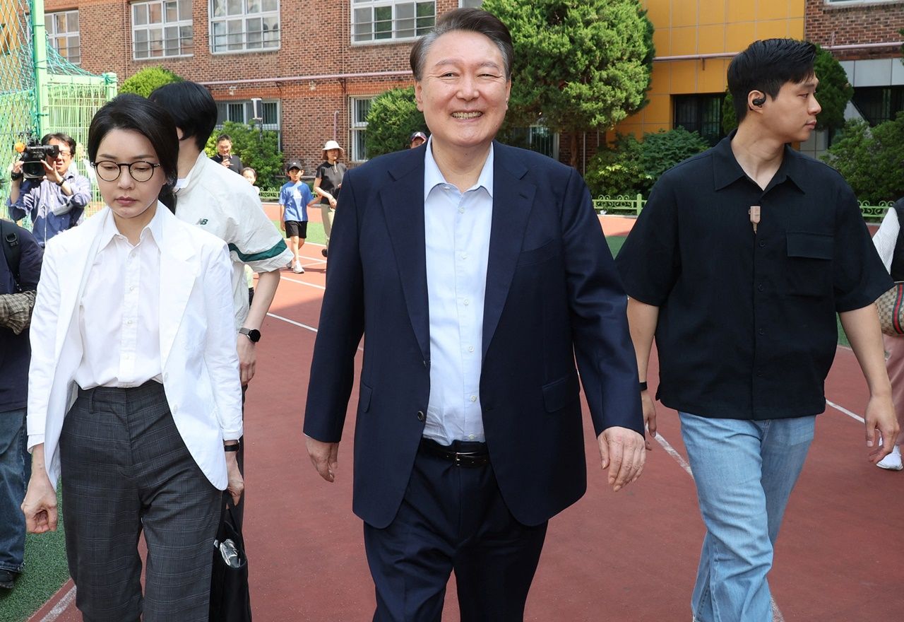 认识李在明：从童工到韩国新总统候选人