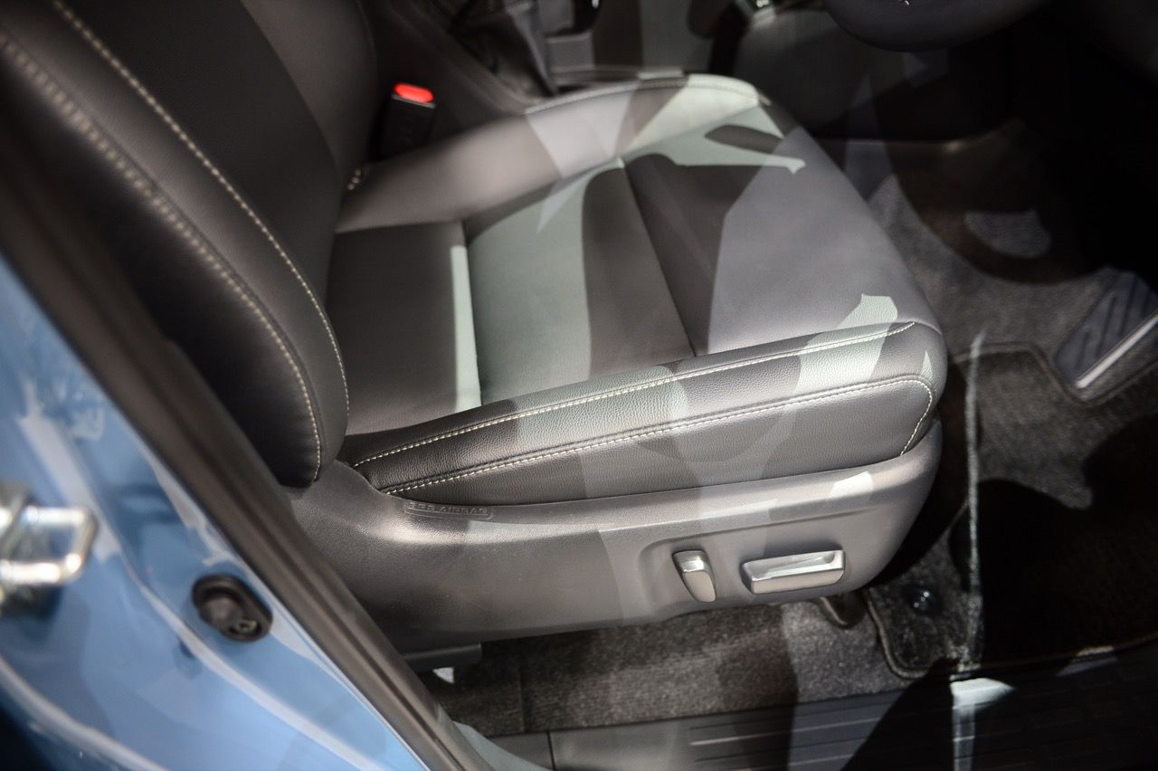 泰国制造,价格优美!丰田Land Cruiser FJ帅气十足,让人想要!