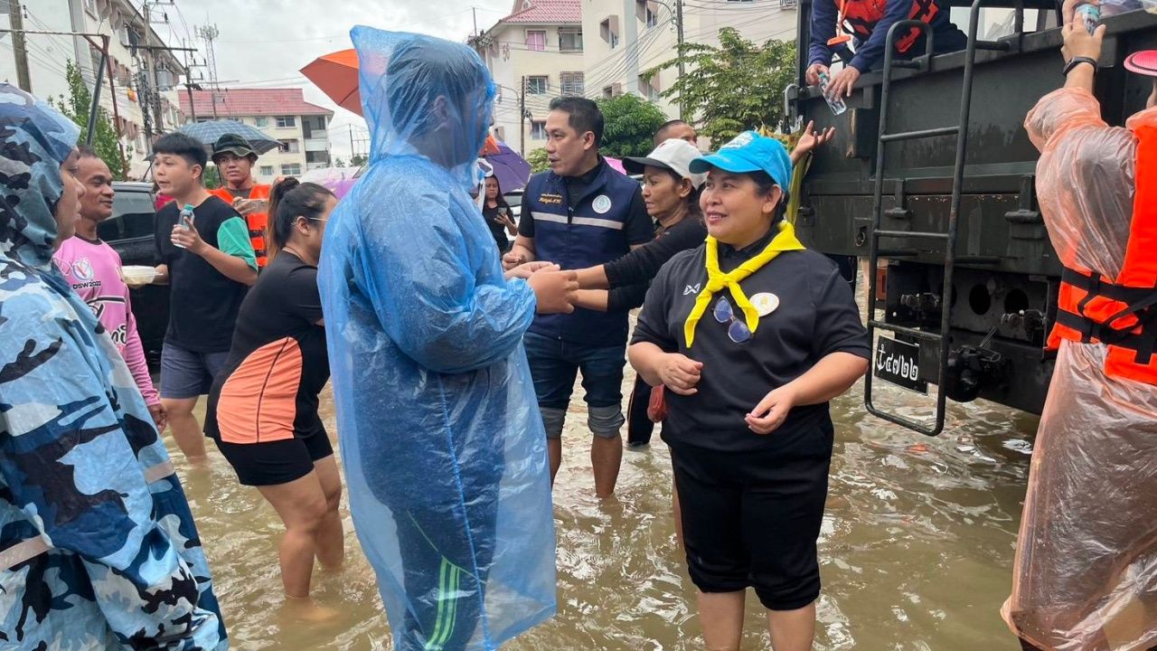 “纳瑞蒙” 指示职业教育投入救援南部洪灾 开设8个厨房每天制作2,500份餐食