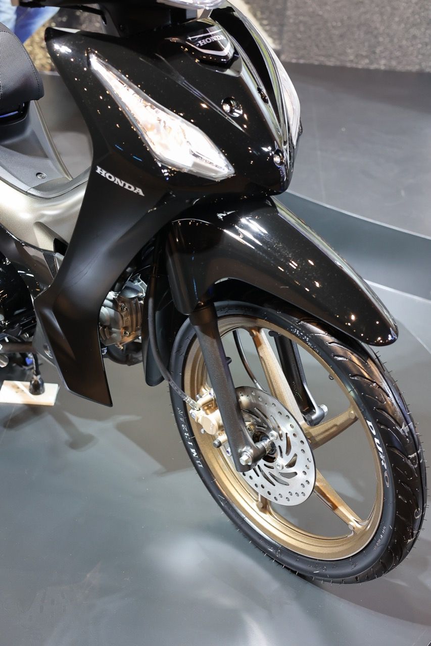 来了，新本田Wave110，经济实惠的摩托车