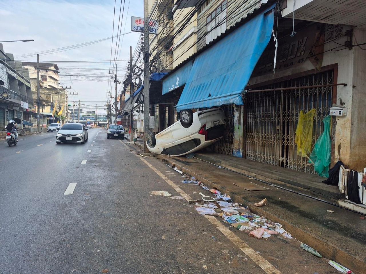 检查“合艾”退水路线 某些路段所有车辆开始通行