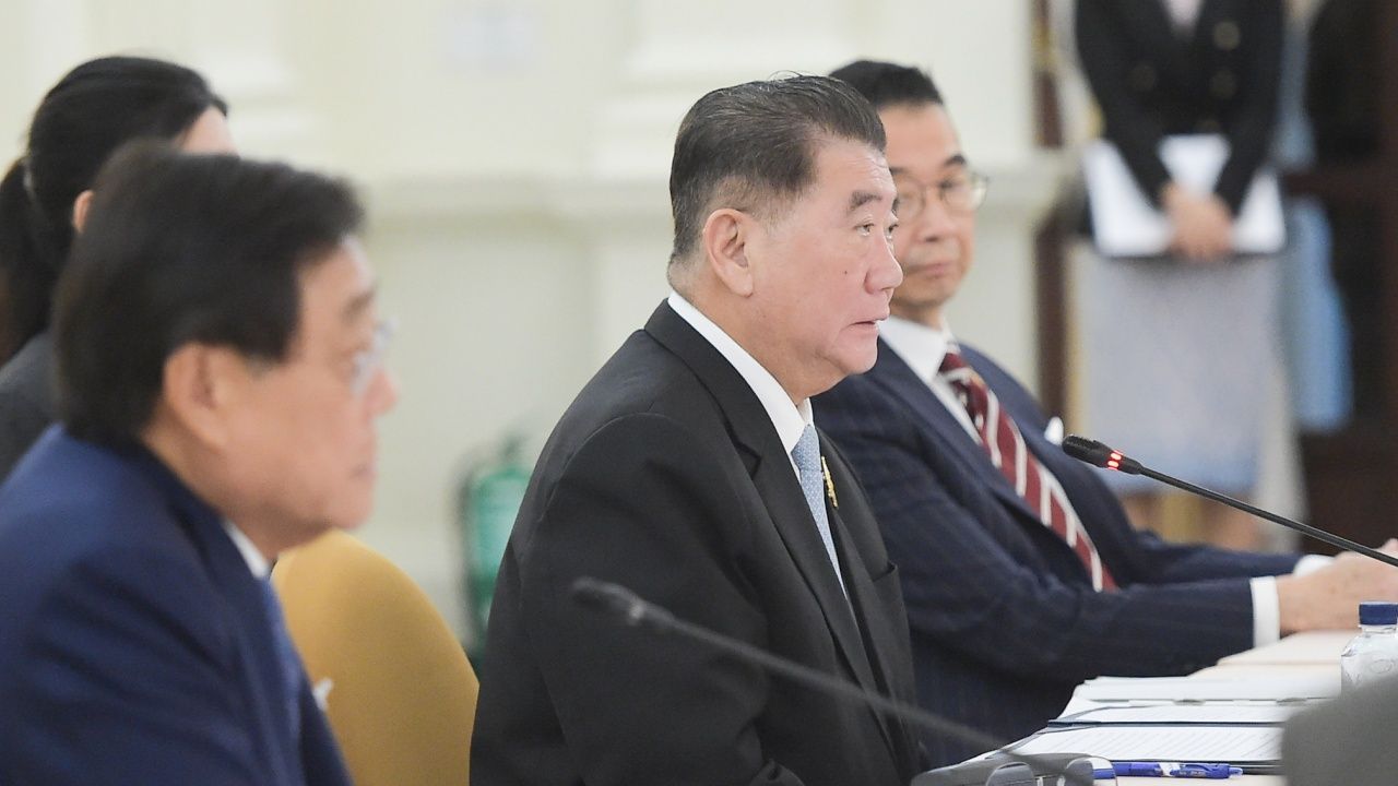 “普米塔姆”在总理府召开会议，吸引6家公司投资510亿泰铢，即时创造就业
