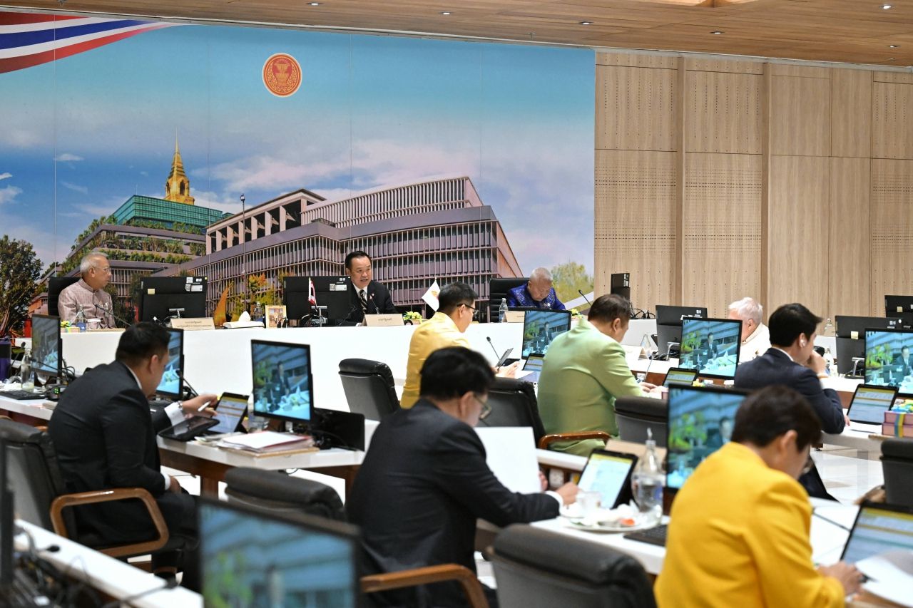 “阿努霆” 感谢内阁下乡帮助民众，指示解决问题一整周