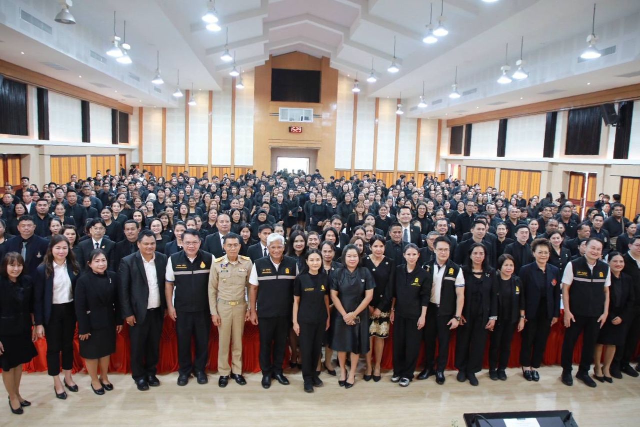 “纳伦能” 访问董里省 指示国家基础教育委员会 加快解决问题 推动特殊教育覆盖各地区