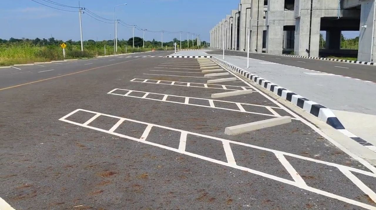 泰国铁路公司启用“菩堤2号”双轨车站 以支持长途列车并提供接送服务