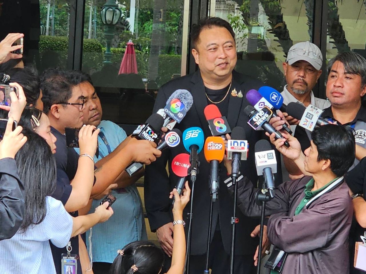 “苏乍拉” 赞“阿努钦” 全能，计划与自然资源部常务次长及总监讨论调动，解决问题人士将被调离