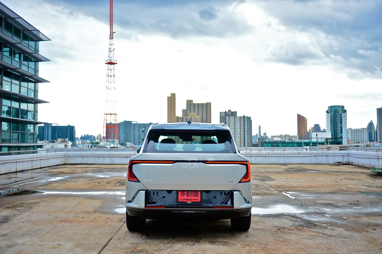 测试 KIA EV5 GT LINE TWIN MOTOR AWD：性能优异但价格偏高