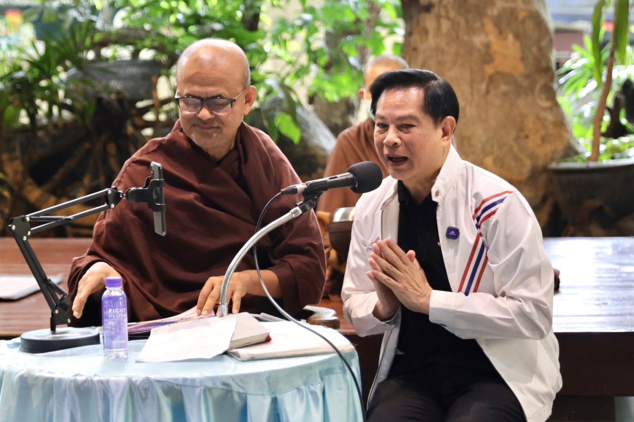 “皮拉潘” 助力曼谷议员选举,提出六大支柱政策,呼吁选人选党