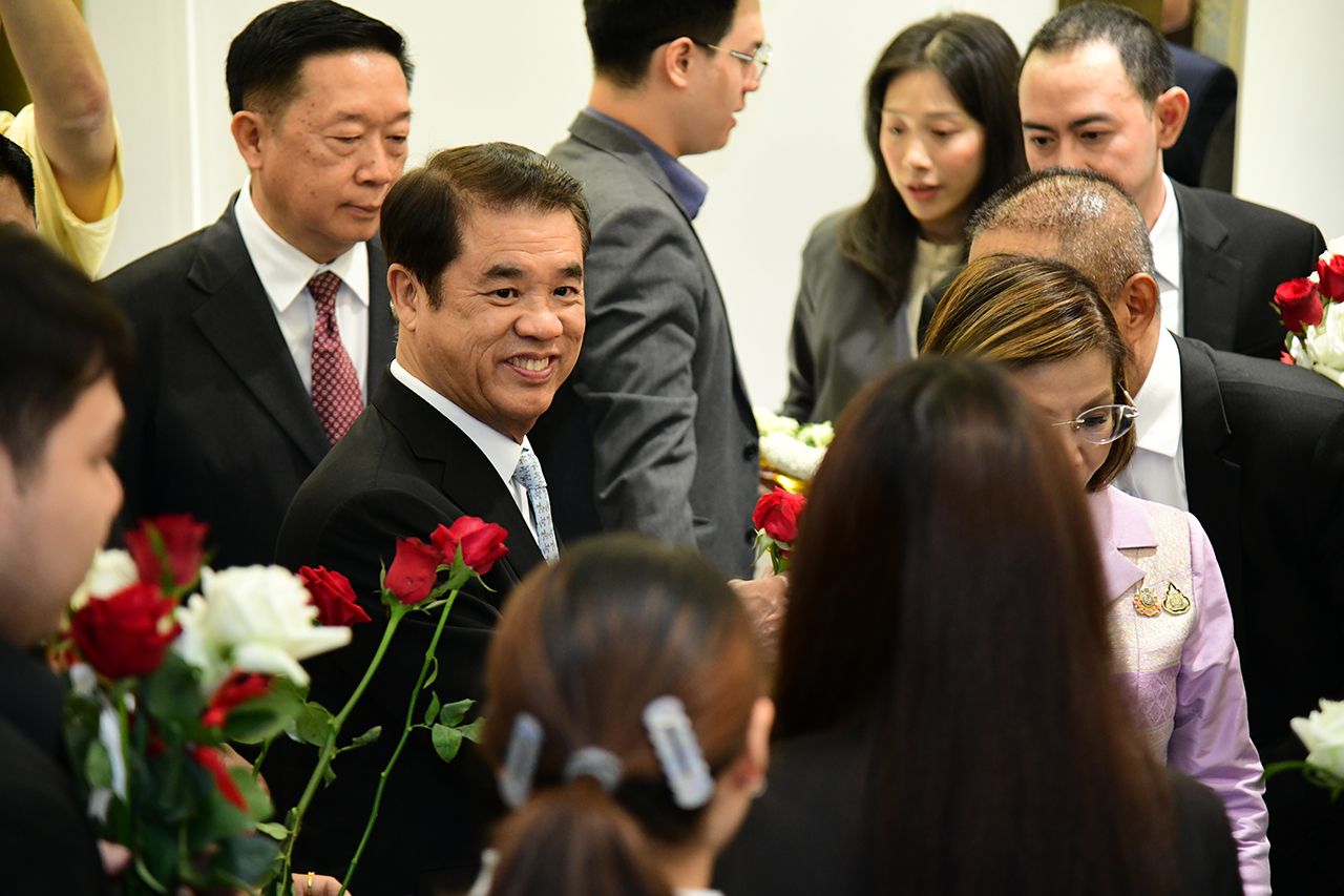 “素里亚”寄语新交通部长 继续完成拉玛二世路项目 忧心20泰铢地铁政策被取消