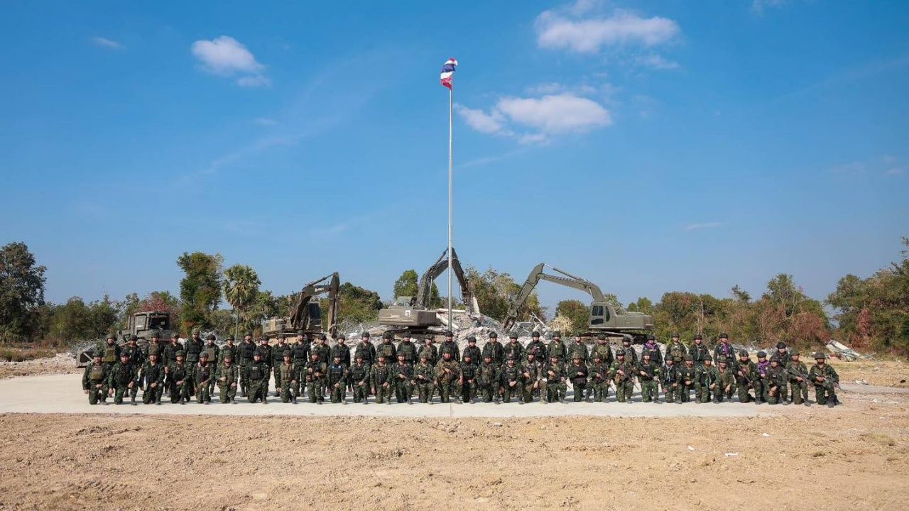 陆军司令访问第一军区，监察边境局势，敦促各级保护部队权益