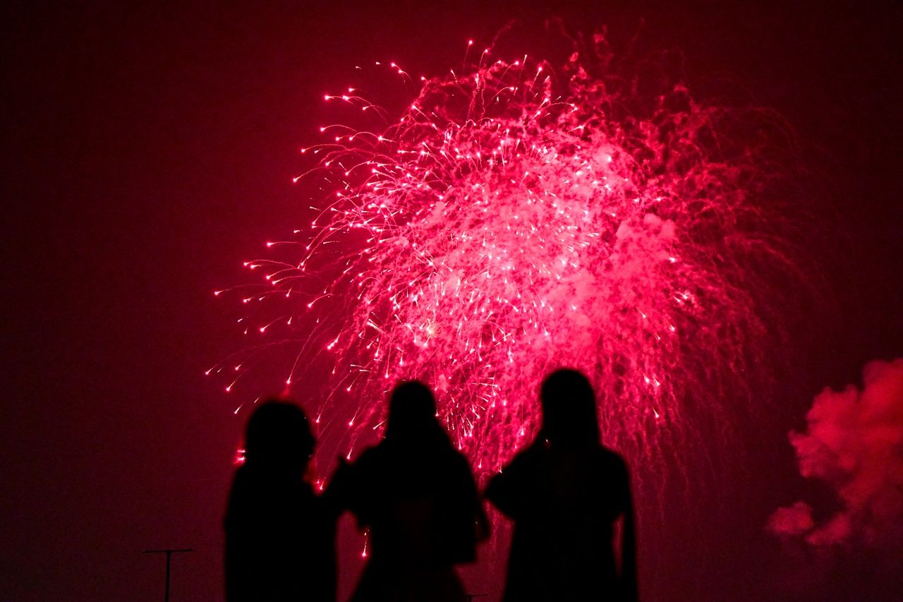 亚洲庆祝2026年新年烟花-无人机壮观画面