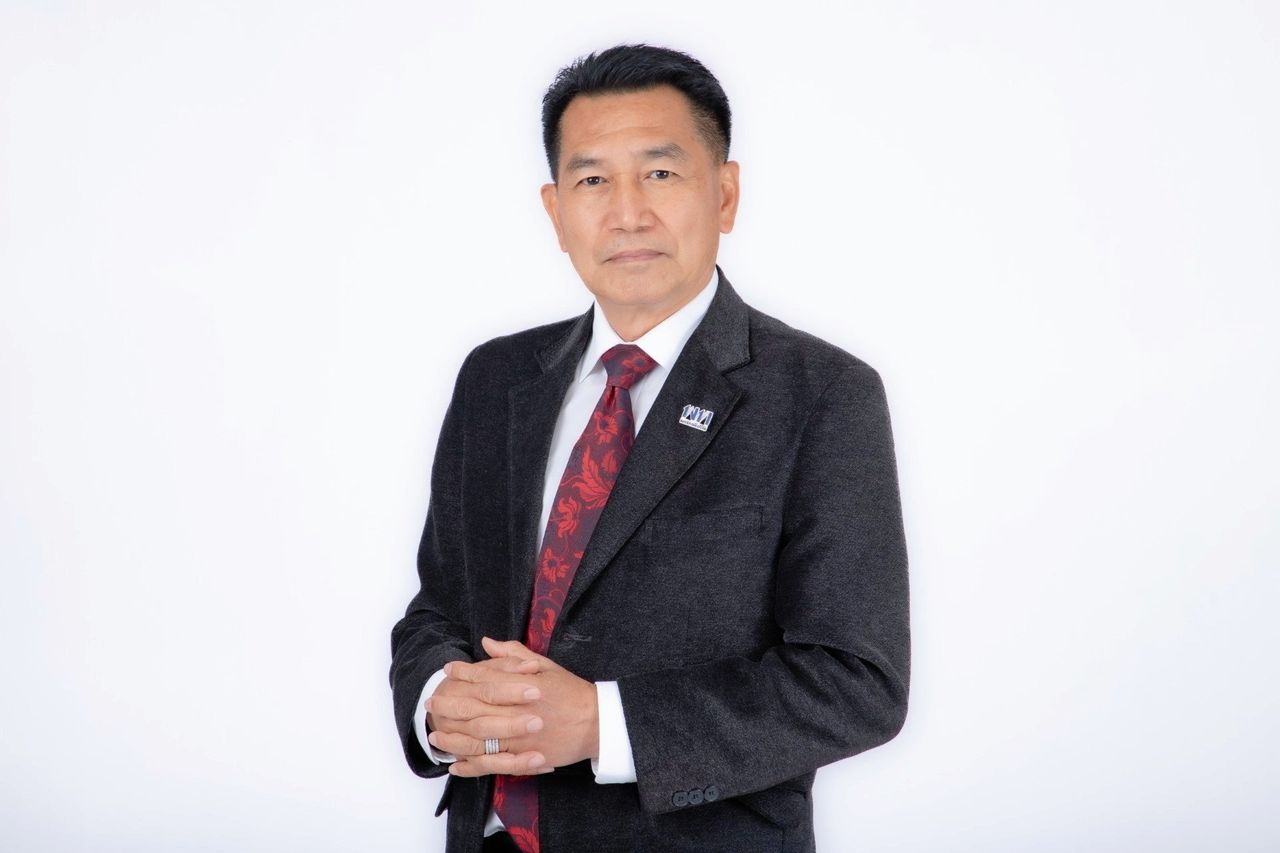 宪法法院命令“匹喆”停止职务，回溯预算动议69