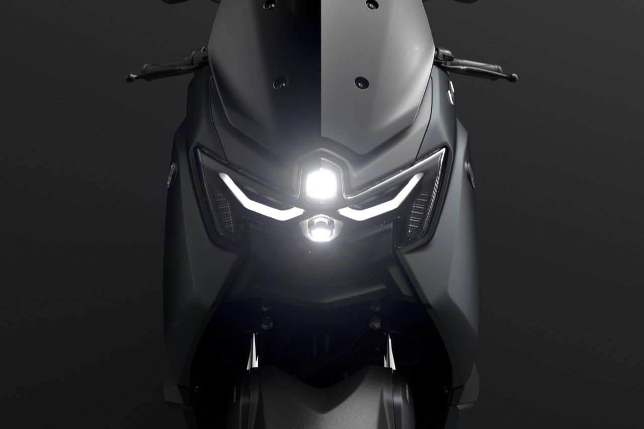 新款自动摩托车:NEW YAMAHA NMAX Tech MAX 新色 THE MAX PRIDE BOOSTER