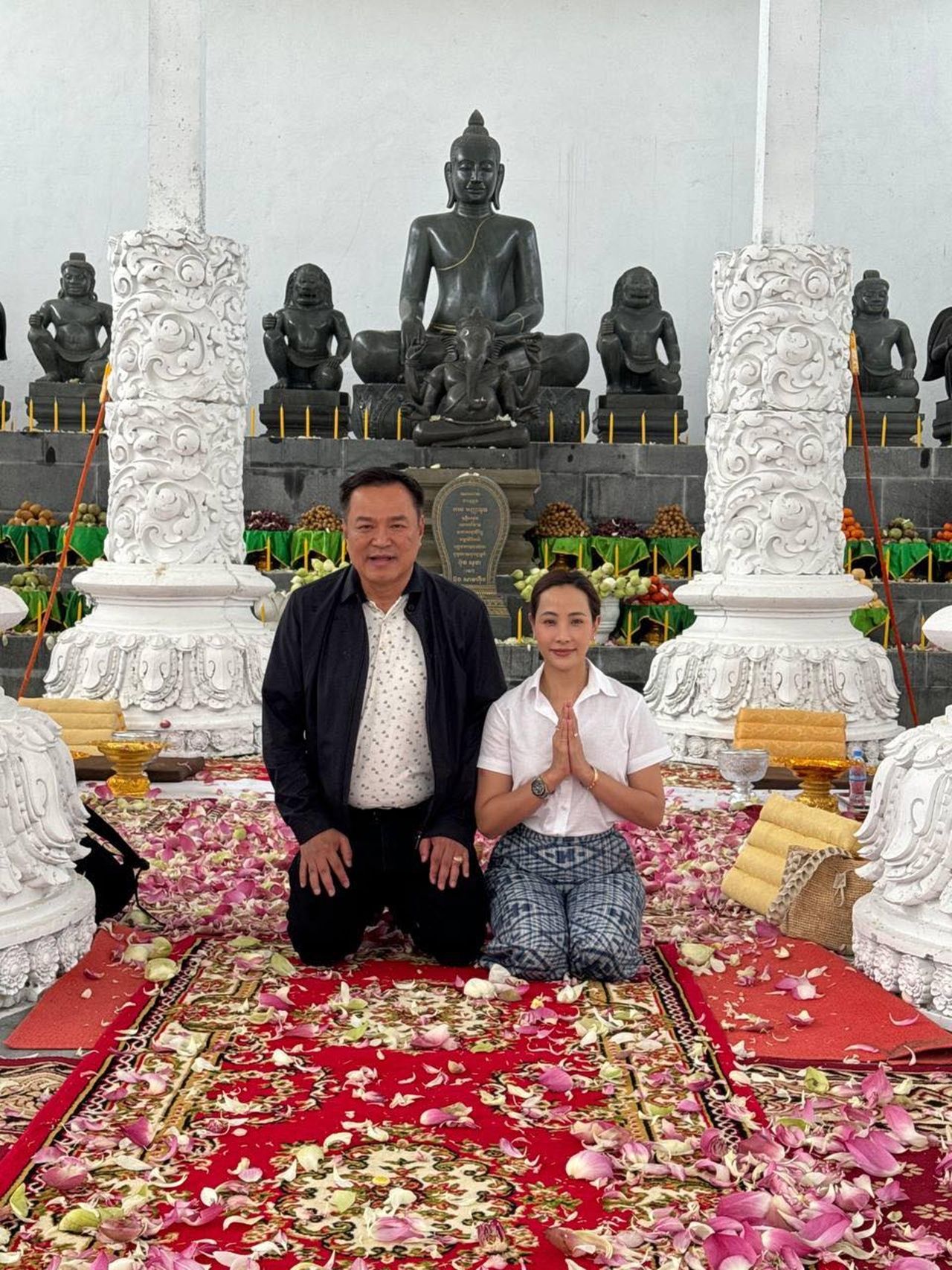 洪森公开安努廷与柬埔寨省长关系密切的影片，批评牺牲军民以博取选票