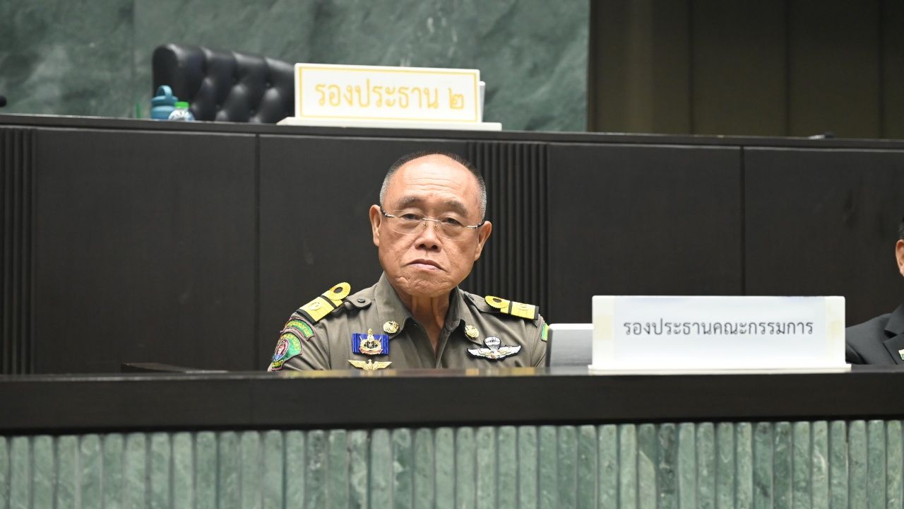 曼谷市委员会批准追加预算以偿还绿色线地铁债务