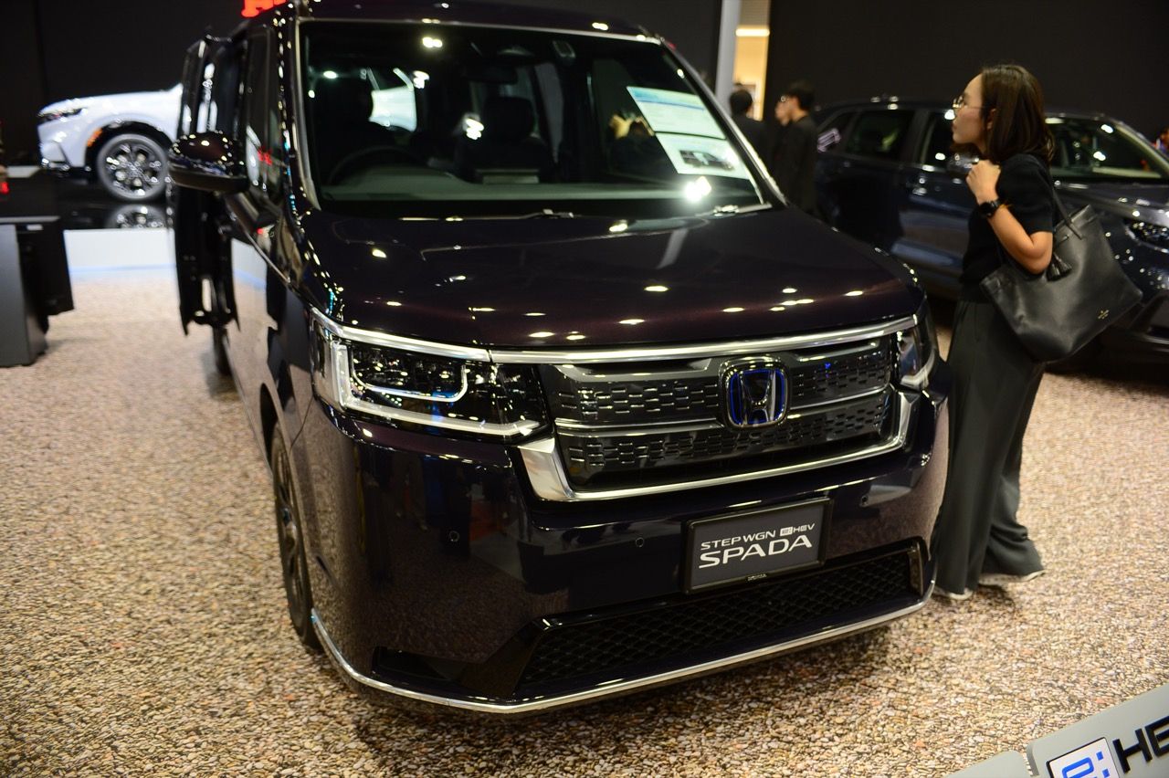 日本組裝 新款 Honda STEP WGN e:HEV 估價 1.7 百萬