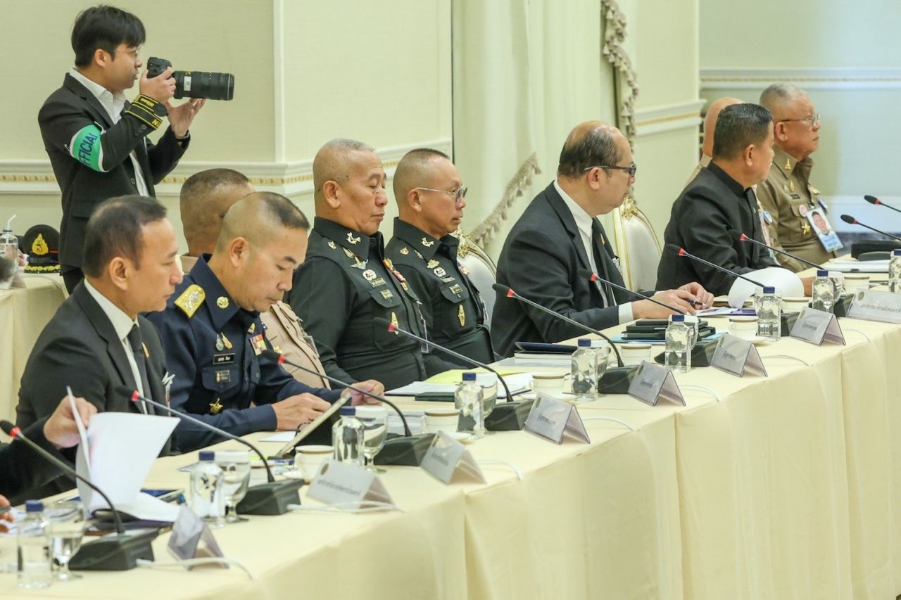 王室秘书参加会议邀请国王关心南部水灾 表扬志愿者