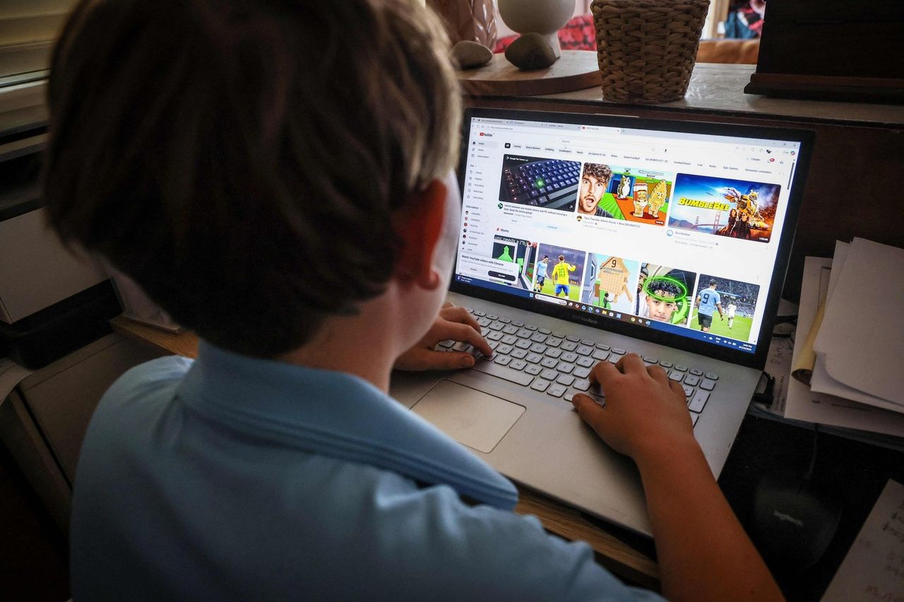 主要社交媒体响应 准备关闭澳大利亚青少年账户 社交媒体禁令将于12月10日生效