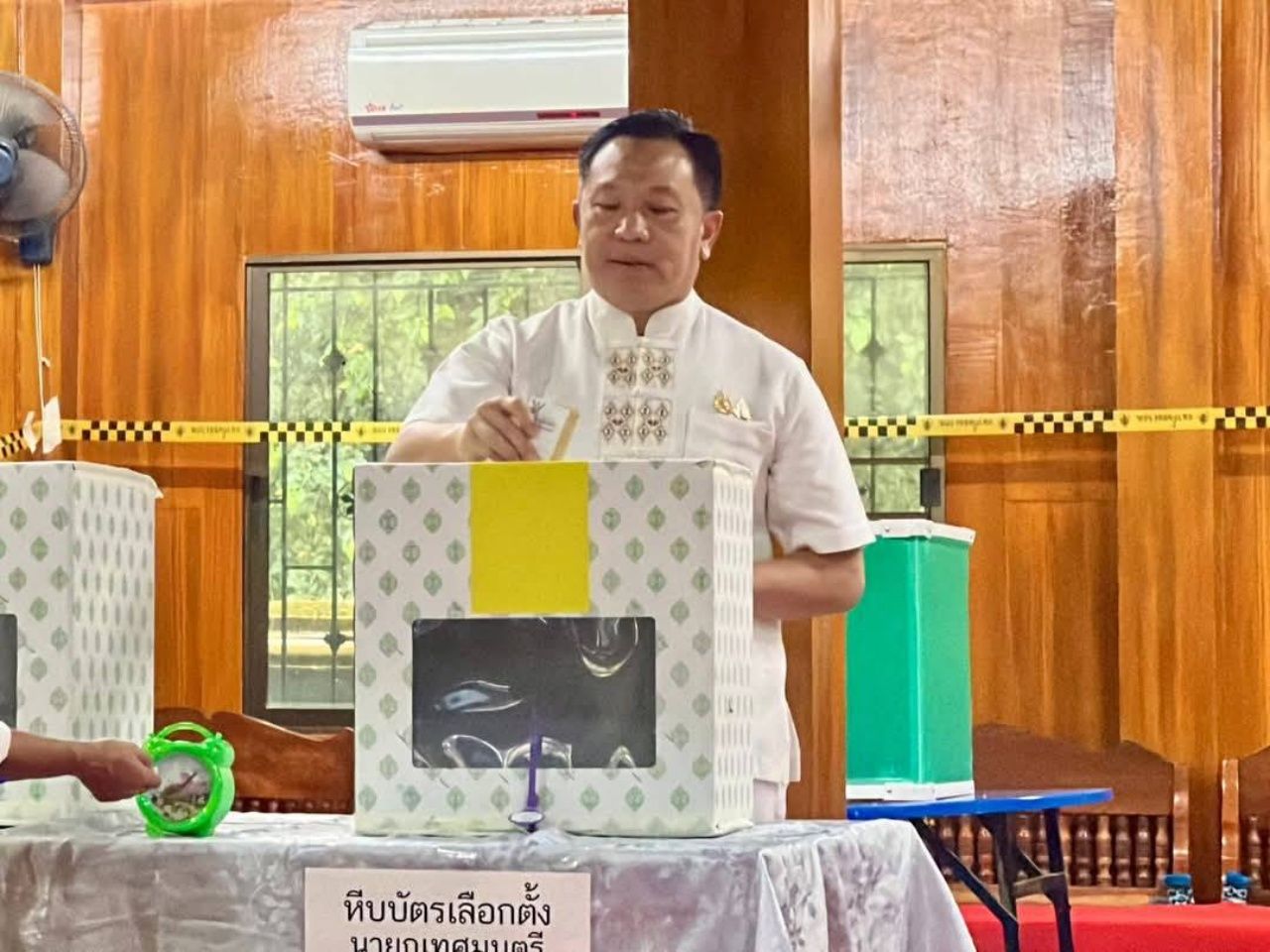 清迈热闹非凡，2025年市政选举，省长第一个投票，发现3起舞弊投诉