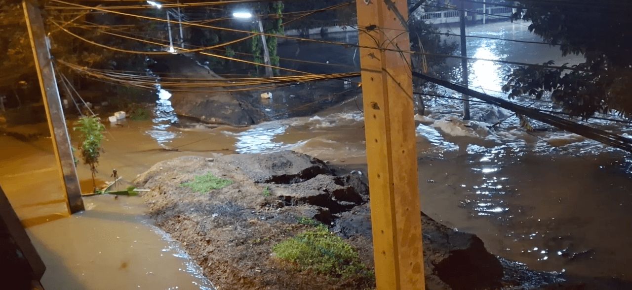 因皮瑞:重设防洪线后再次倒塌 洪水涌入因皮瑞学校