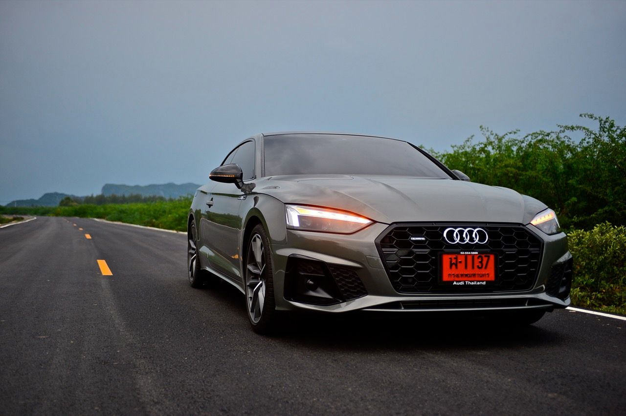 测试 AUDI A5 COUPE 45TFSI QUATTRO S LINE BLACK EDITION