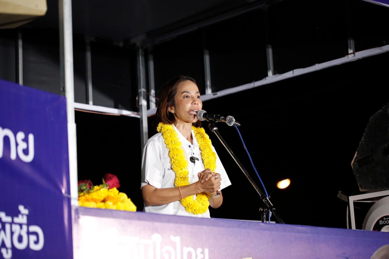 “Pimpattra”忍无可忍，在演讲台上敞开心扉，解释转党原因，留下“鬼影”影响力之谜