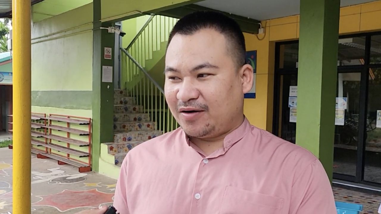 边境坤塔拉学校将课程调整为半天，家长仍担心安全问题