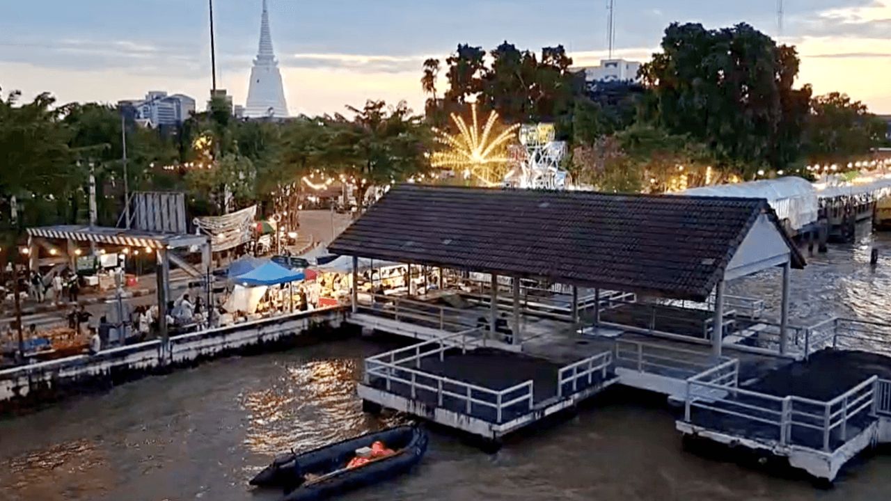 2025年水灯节，普桥热闹非凡，安全措施到位