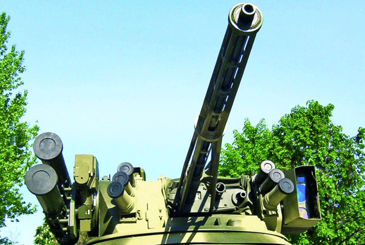 30毫米口径ZMT-1炮弹的破坏力在第21步兵团