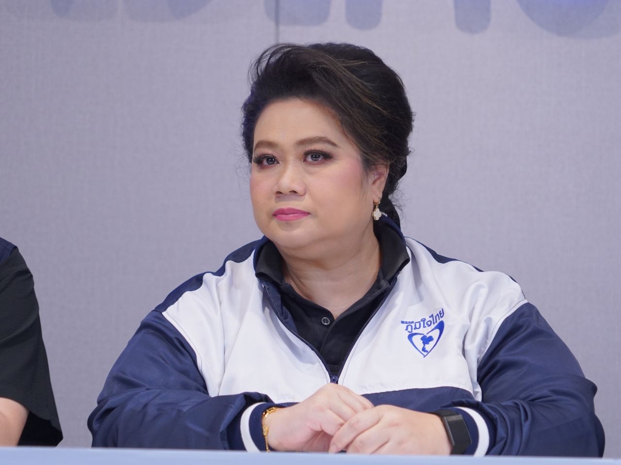 泰国自豪党发言人透露“阿努廷”通知成员准备好12月12日等待信号