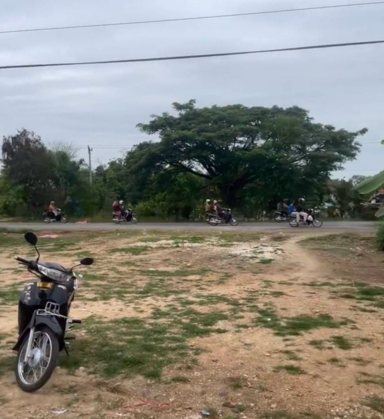 柬埔寨军队占领高楼，王孟村距边境仅1公里，骚扰泰方