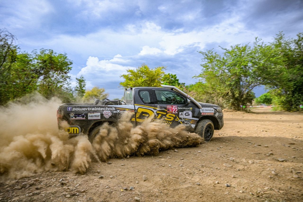 丰田Hilux Revo 10 2025年大师赛准备在赛车场大展身手