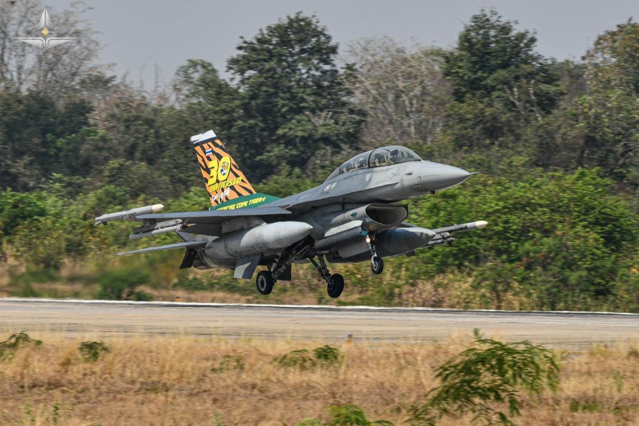 泰国空军的F-16