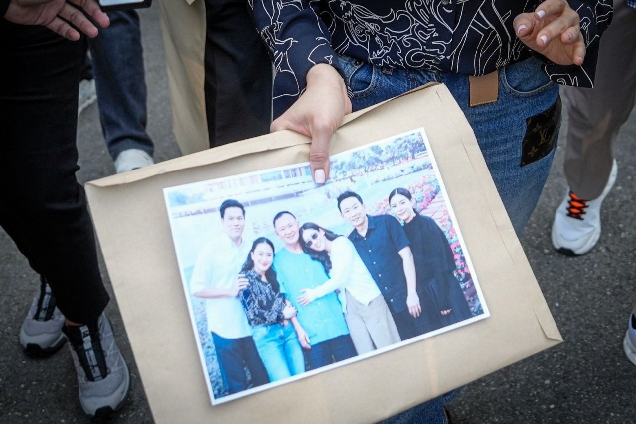 司法部长重申“他信”照片是监狱活动，其他囚犯亲属也可以