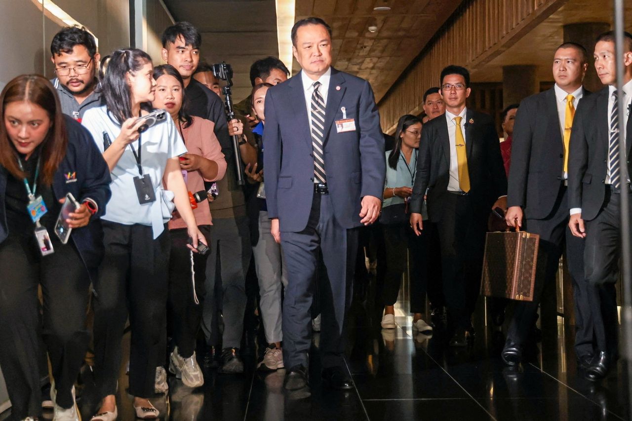否认复仇蓝色-红色 调动45名内政公务员 “阿努廷”称由常务秘书提议