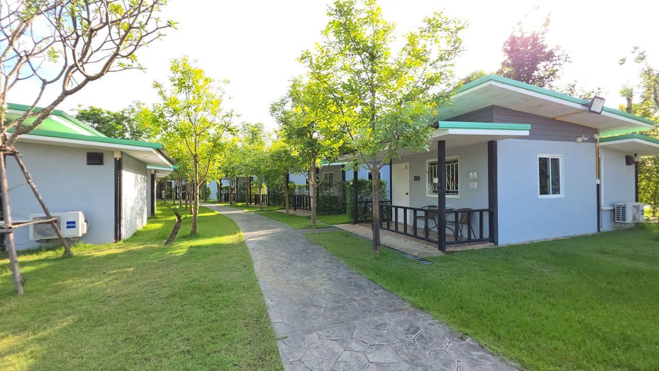 披露“约翰尼 掌罚手”度假村土地为第三手，约500个家庭居住
