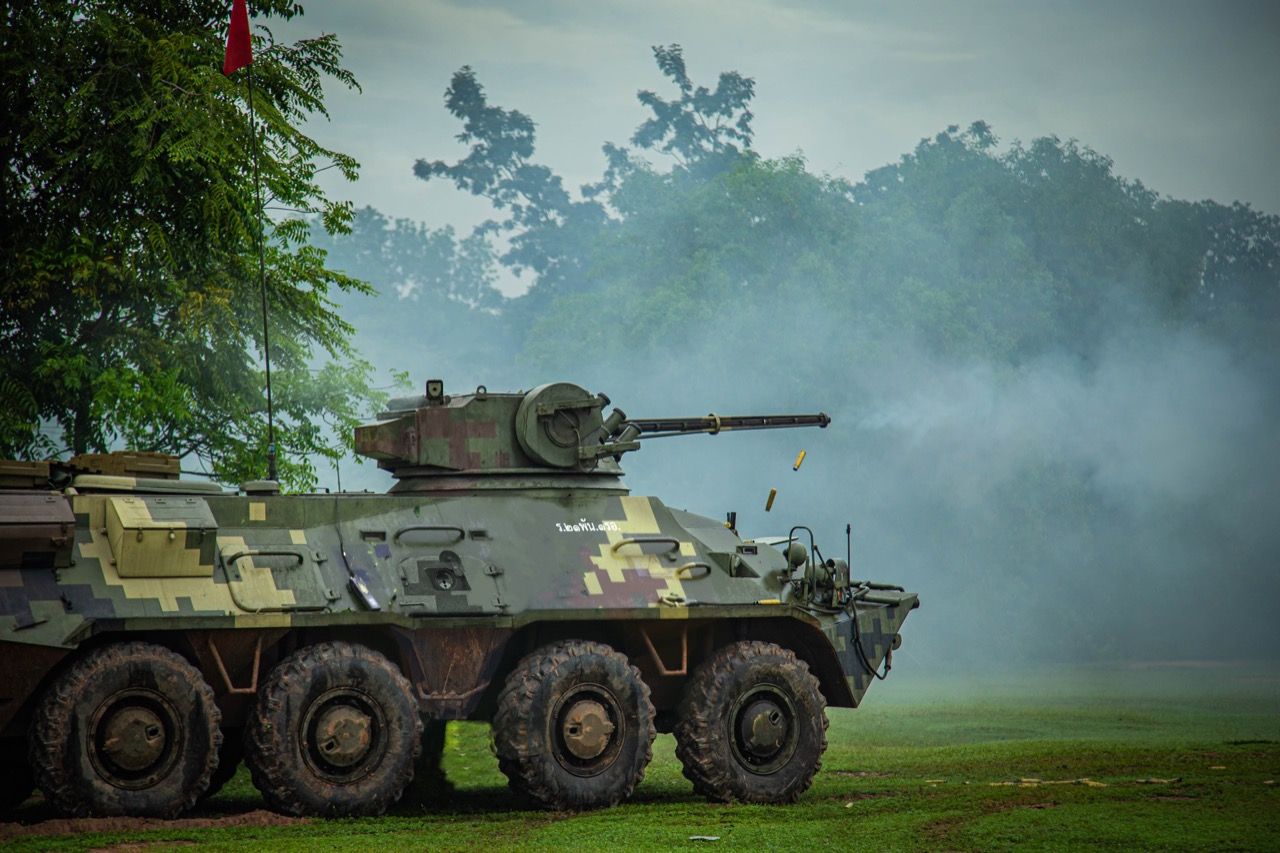 BTR-3E1 8x8 装甲运兵车配备 30 毫米 ZTM-1 自动炮