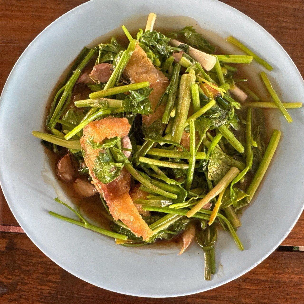 “โก๋หน่อง” 无名餐厅的美味厨师