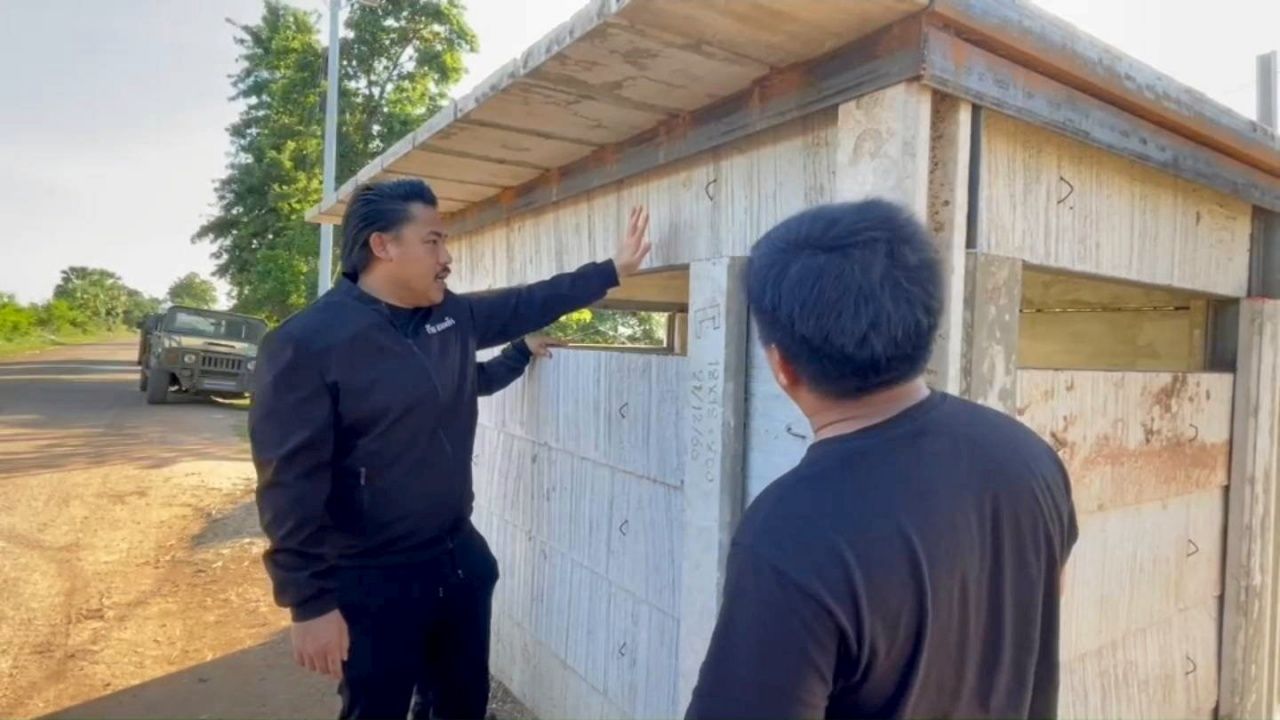 社交热议“加恩·托姆普兰”召开记者会 解释捐款与亲密“塔马纳斯”的问题