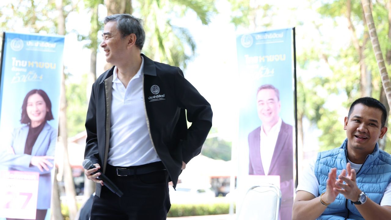 “马克” 带领民主党团队在普吉岛拉票,呼吁支持透明政治,选择真正为人民服务的议员