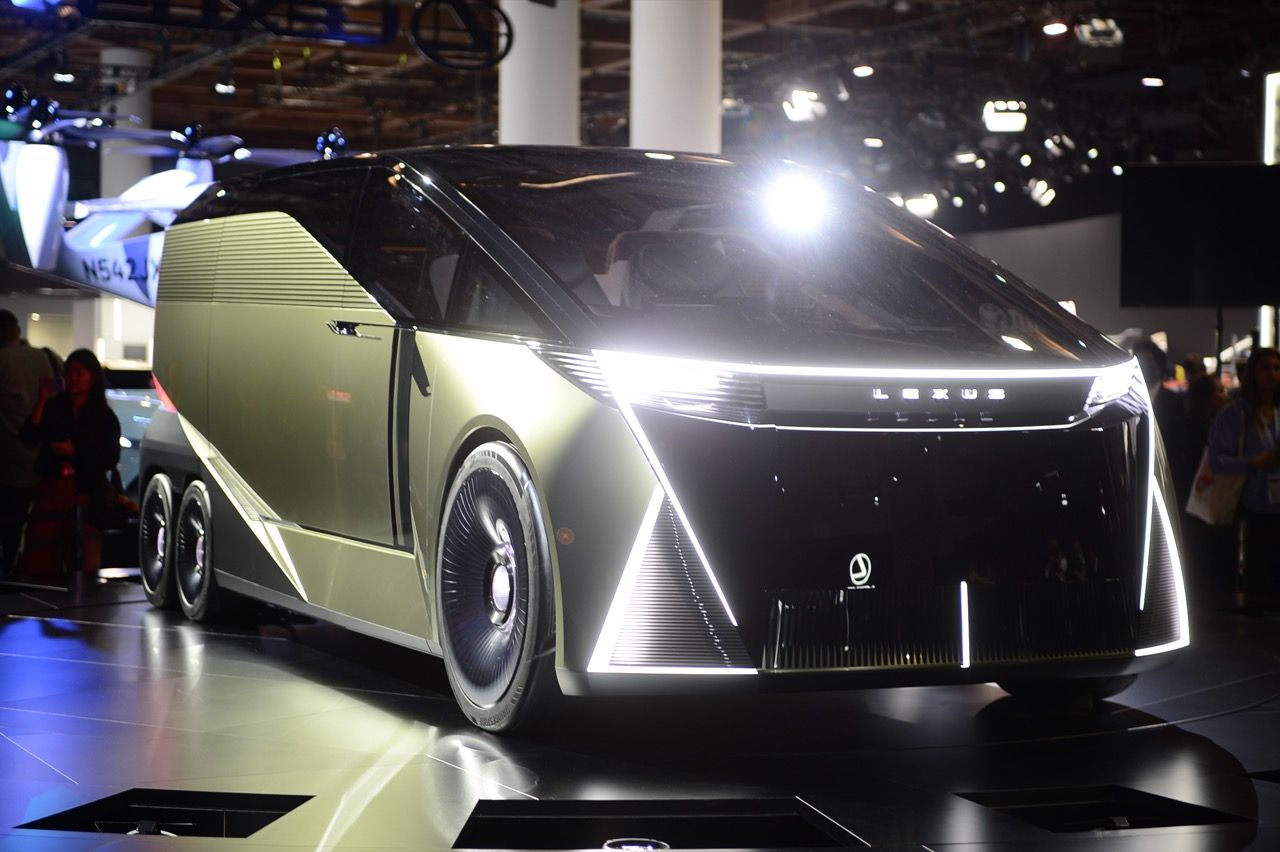 探寻现实:豪华六轮Lexus LS概念车亮相2025日本移动展