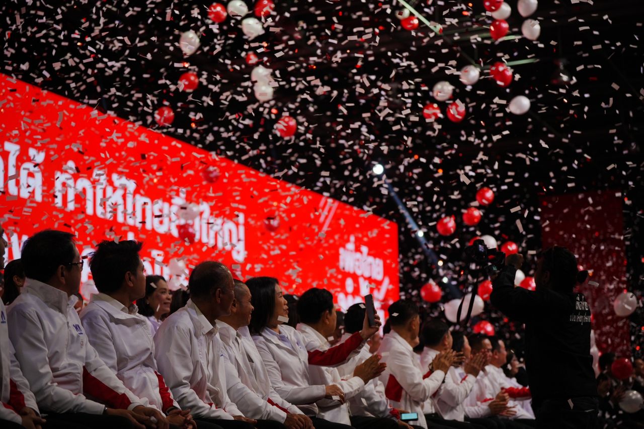 为泰党的三位候选人展望“未来”：呼吁同时支持党和候选人