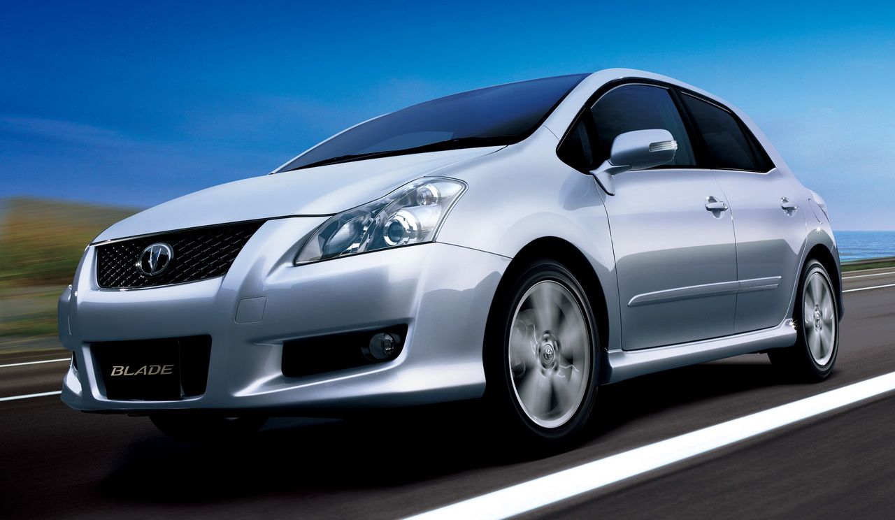 Toyota Blade Master：当大哥丰田打造以Altis为结构的V6 3.5掀背车
