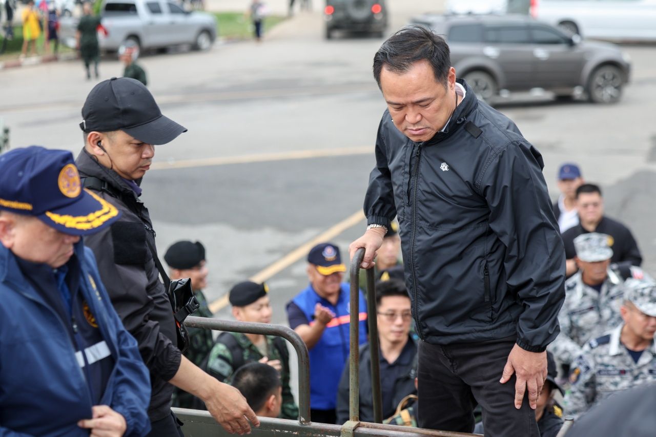 “阿努廷” 承认失误 向需撤离的民众道歉 称不管是谁都会愤怒 表示困境一样