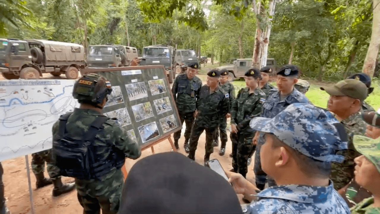 IOT委员会查看Krishna基地的巡逻区 - 彻底清理后发现新地雷