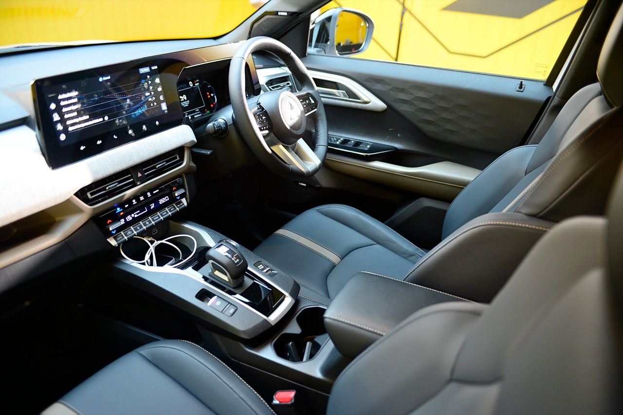 全新 MITSUBISHI XFORCE HEV 预订超过 4,000 辆
