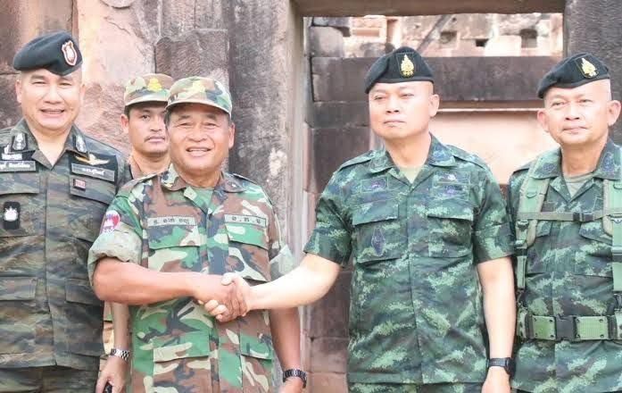 据称柬埔寨副总参谋长“沙雷·杜克”将军在冲突中丧生，曾是洪森亲密战友